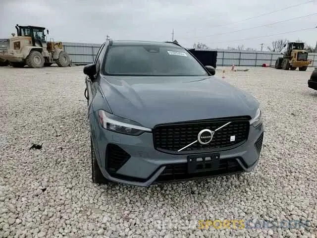 11 Photograph of a damaged car YV4H60DP4R1777293 VOLVO XC60 POLES 2024