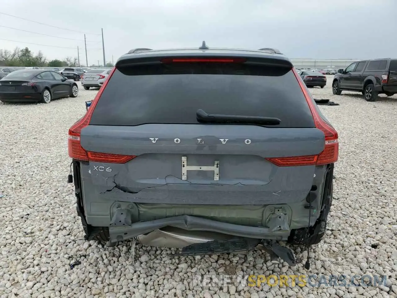 6 Photograph of a damaged car YV4H60DP4R1777293 VOLVO XC60 POLES 2024