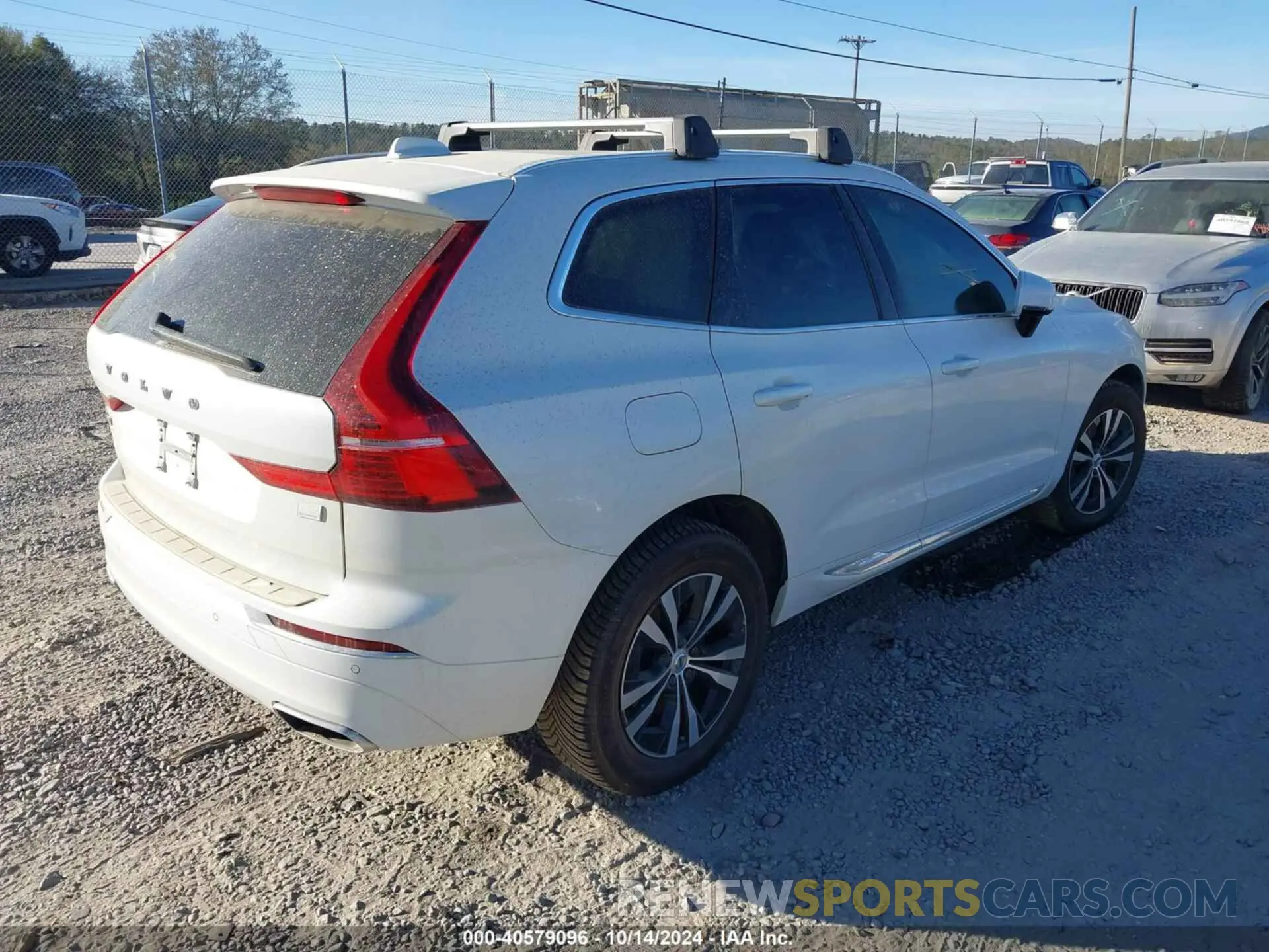 4 Photograph of a damaged car YV4BR0DK0M1744317 VOLVO XC60 RECHARGE PLUG-IN HYBRID 2021