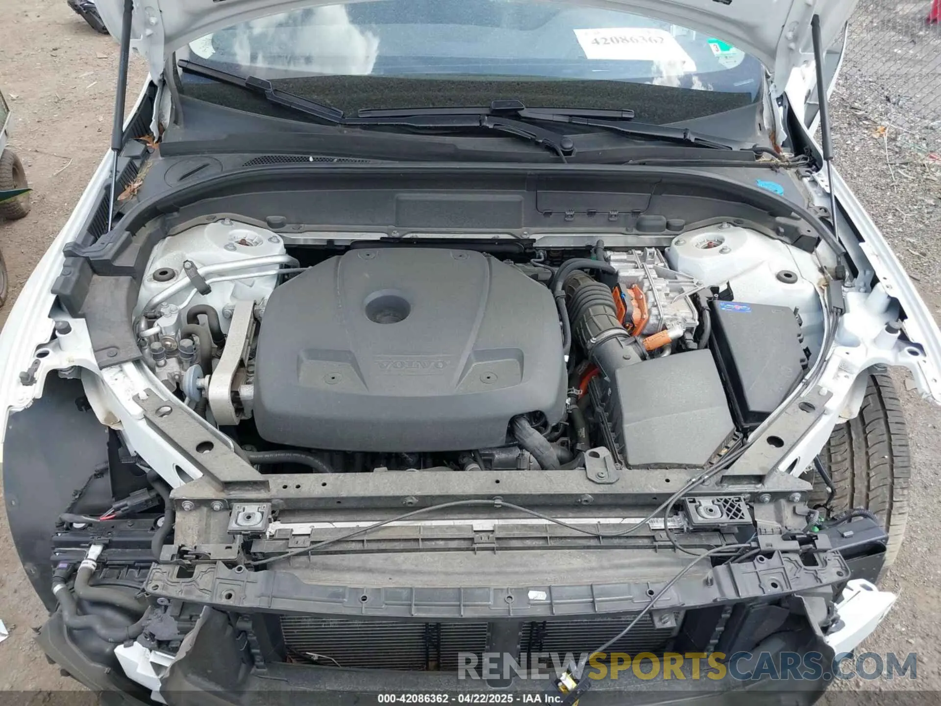 10 Photograph of a damaged car YV4BR0DL5M1782490 VOLVO XC60 RECHARGE PLUG-IN HYBRID 2021