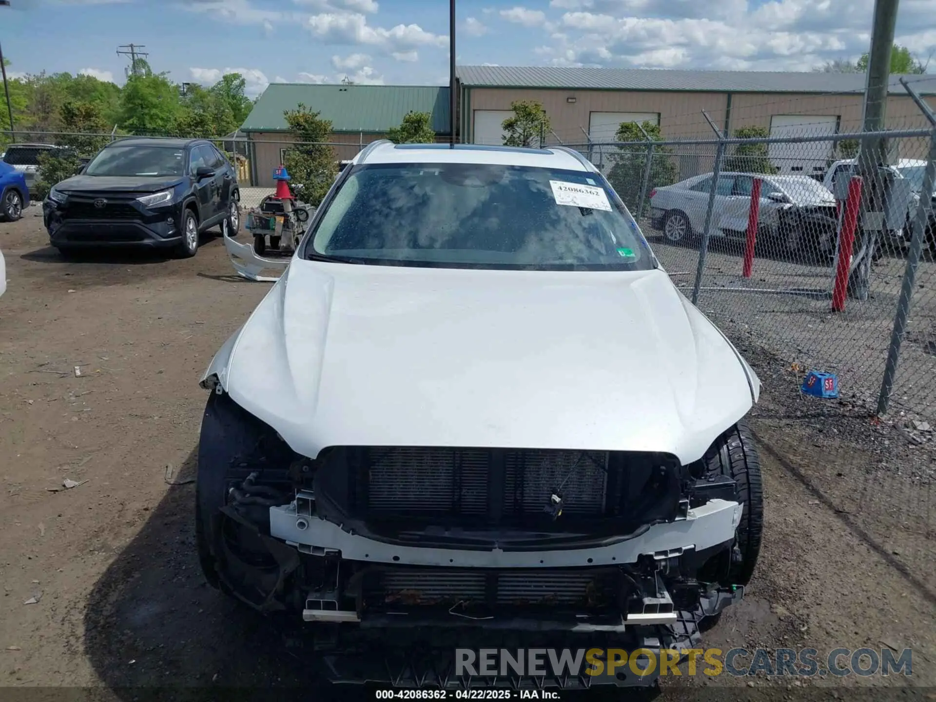 13 Photograph of a damaged car YV4BR0DL5M1782490 VOLVO XC60 RECHARGE PLUG-IN HYBRID 2021