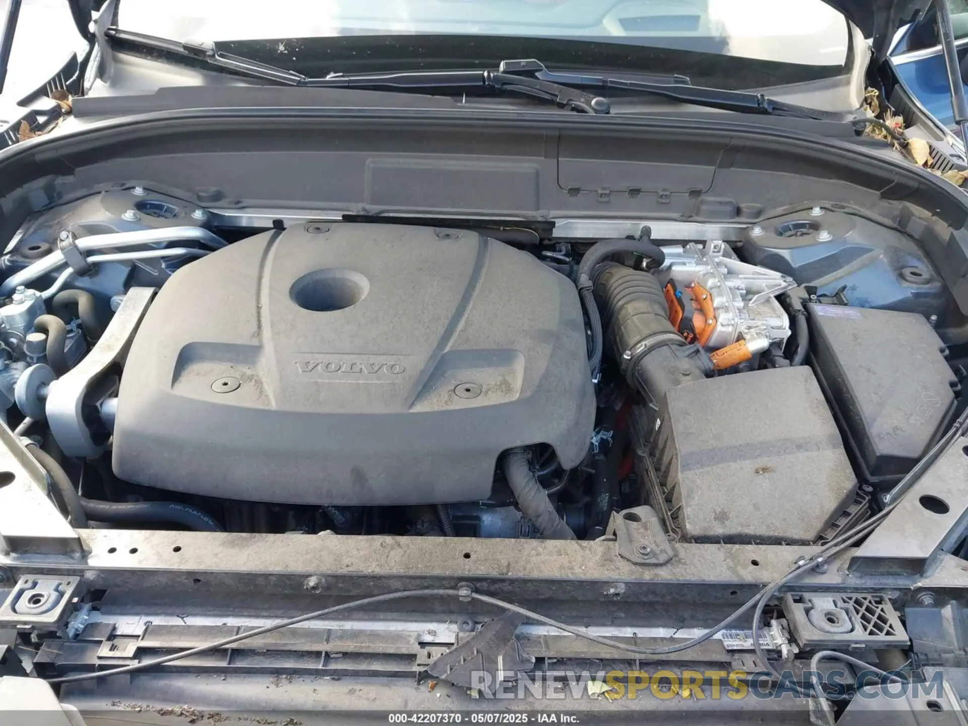10 Photograph of a damaged car YV4BR0DL5M1820896 VOLVO XC60 RECHARGE PLUG-IN HYBRID 2021