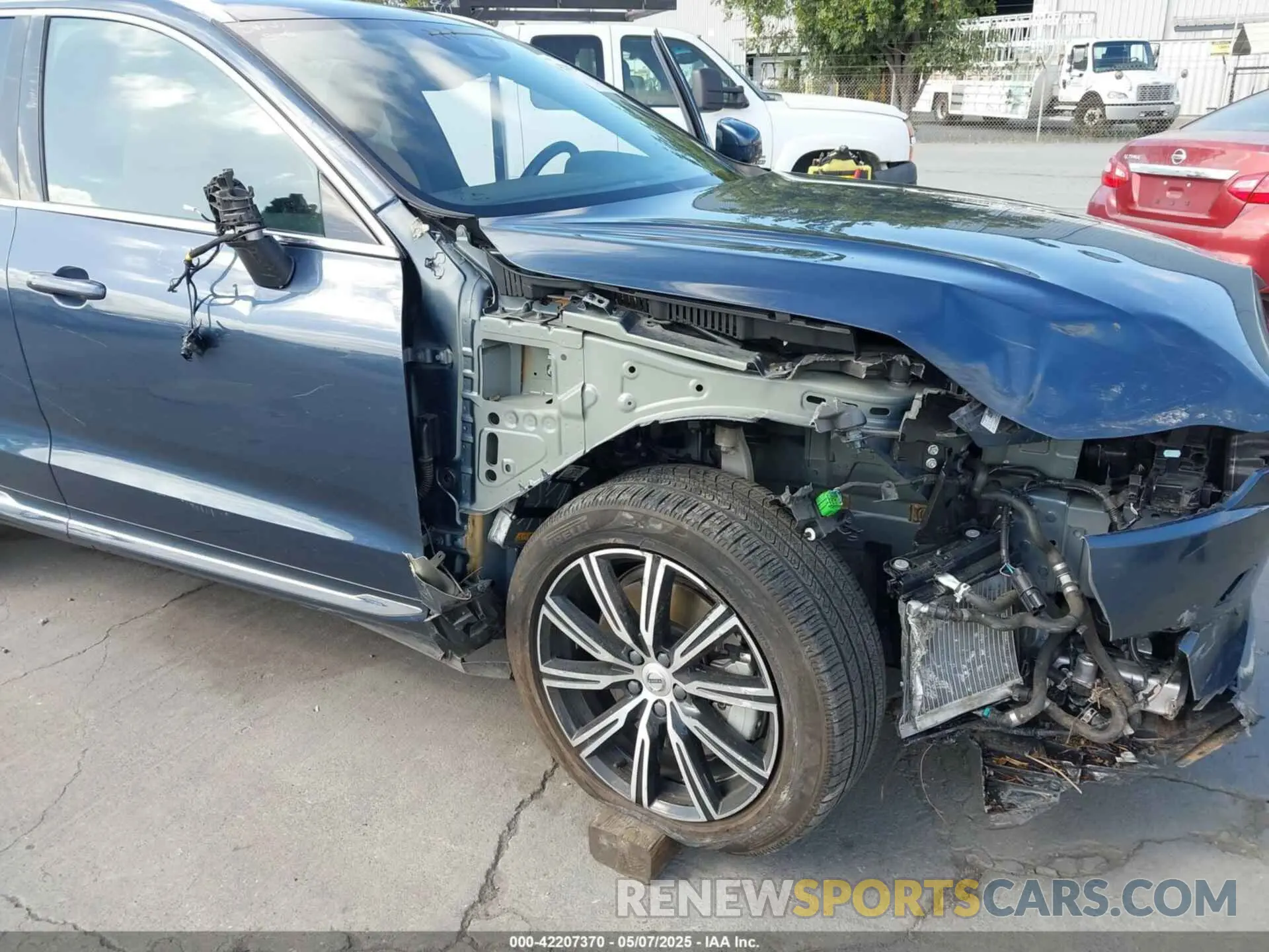 6 Photograph of a damaged car YV4BR0DL5M1820896 VOLVO XC60 RECHARGE PLUG-IN HYBRID 2021