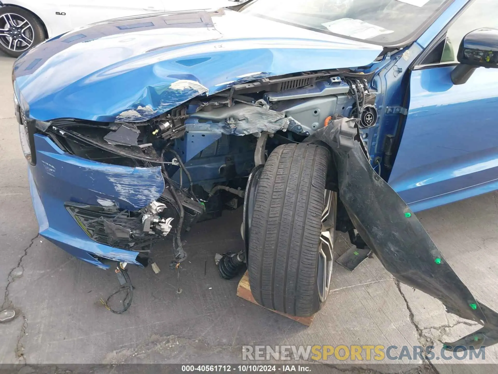 6 Photograph of a damaged car YV4BR0DM9M1851562 VOLVO XC60 RECHARGE PLUG-IN HYBRID 2021