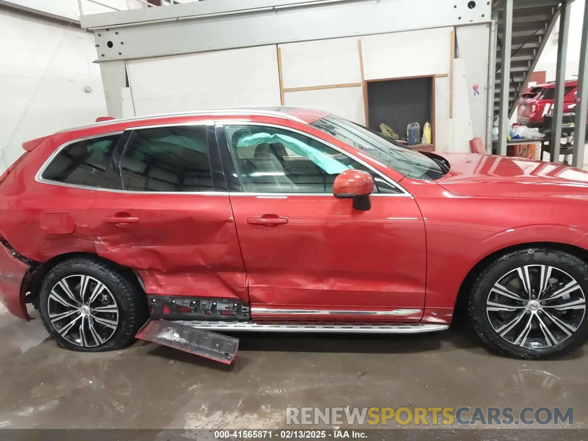 13 Photograph of a damaged car YV4BR0DL2N1955142 VOLVO XC60 RECHARGE PLUG-IN HYBRID 2022