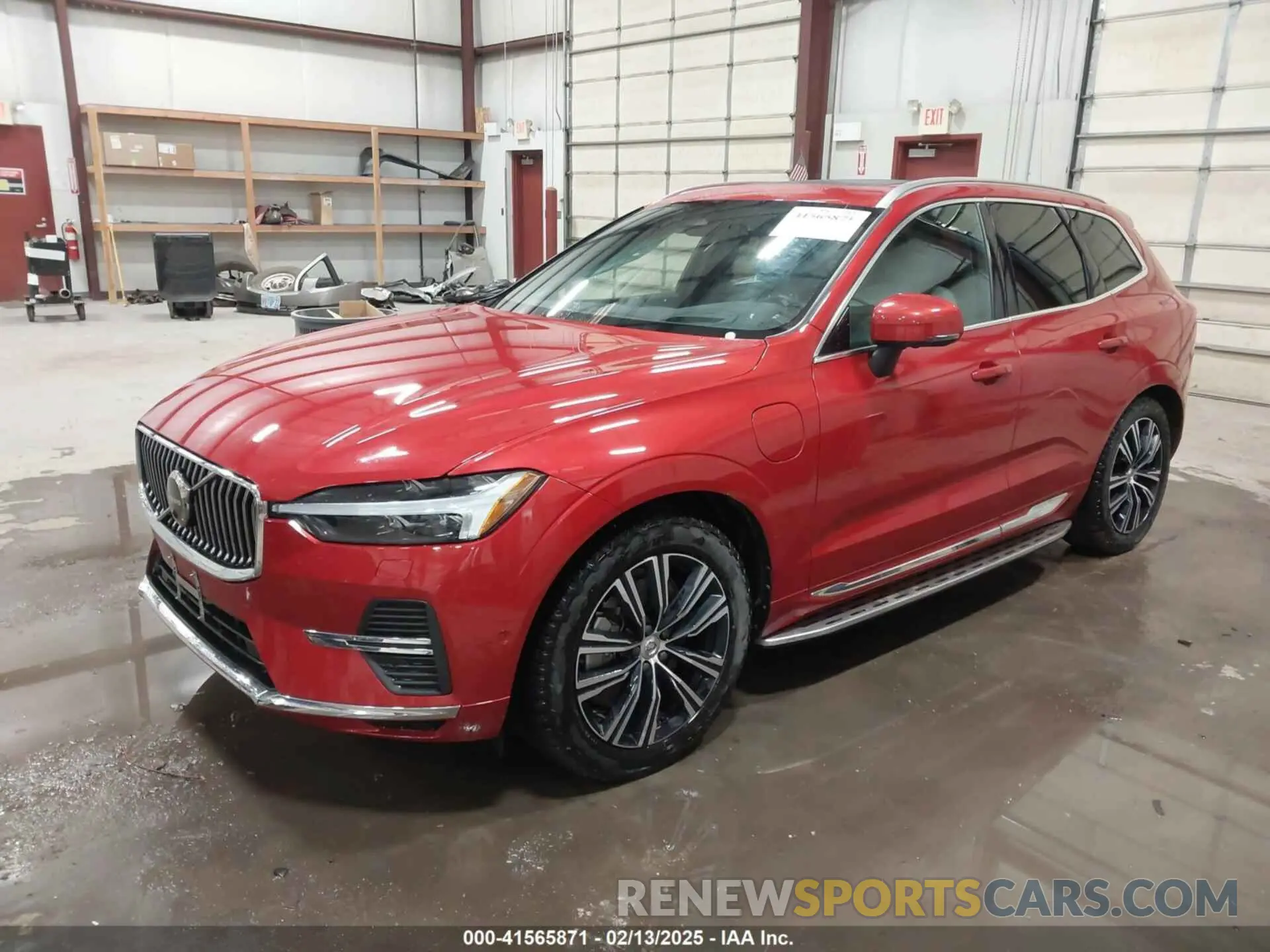 2 Photograph of a damaged car YV4BR0DL2N1955142 VOLVO XC60 RECHARGE PLUG-IN HYBRID 2022