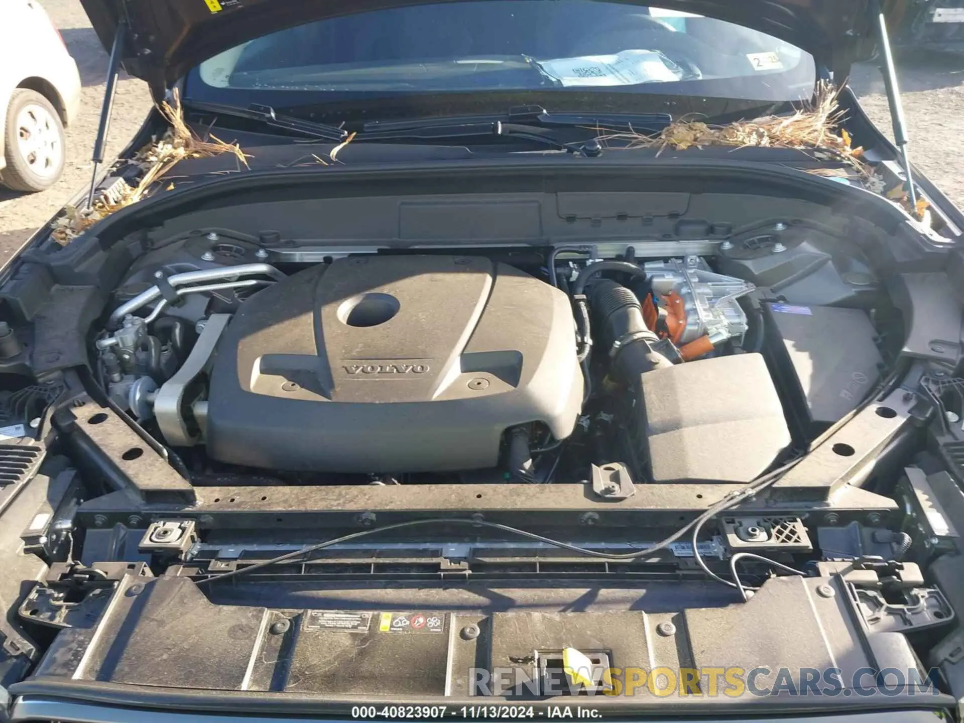 10 Photograph of a damaged car YV4H60DA3P1307684 VOLVO XC60 RECHARGE PLUG-IN HYBRID 2023