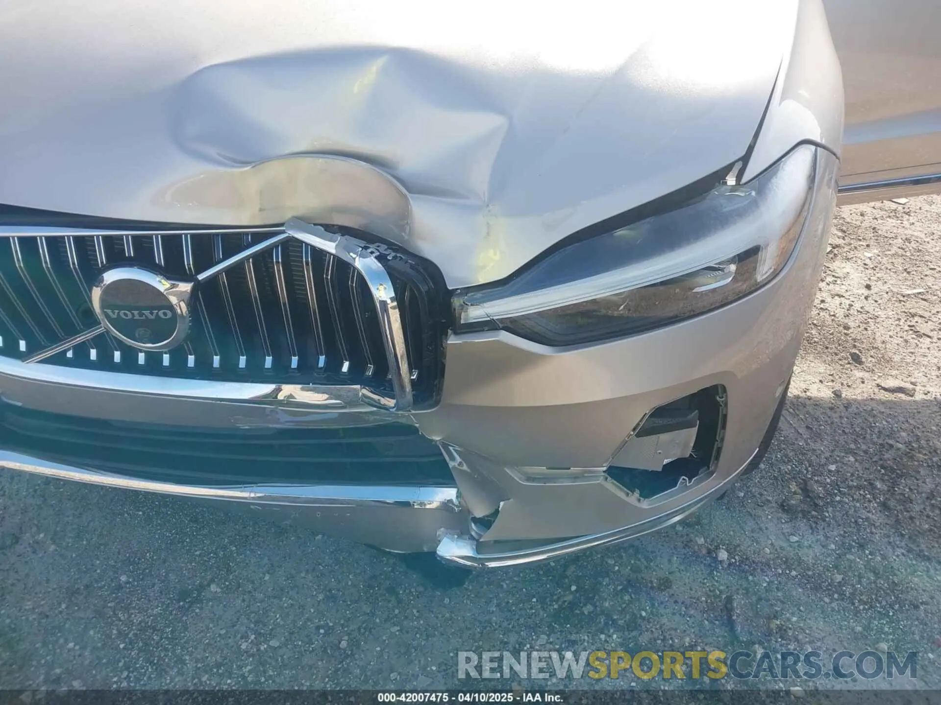6 Photograph of a damaged car YV4H60DE4P1278098 VOLVO XC60 RECHARGE PLUG-IN HYBRID 2023