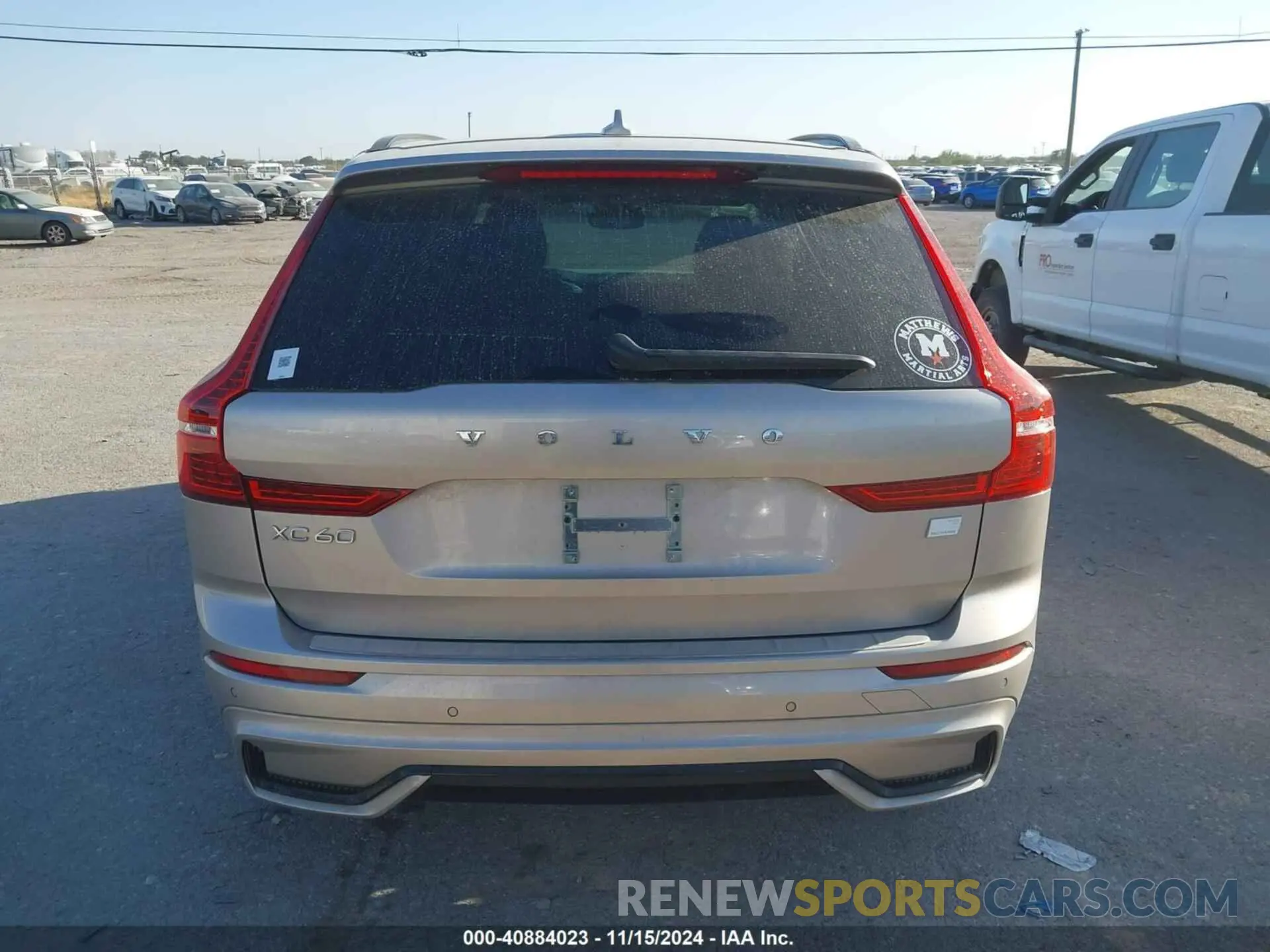 16 Photograph of a damaged car YV4H60DL1R1872052 VOLVO XC60 RECHARGE PLUG-IN HYBRID 2024