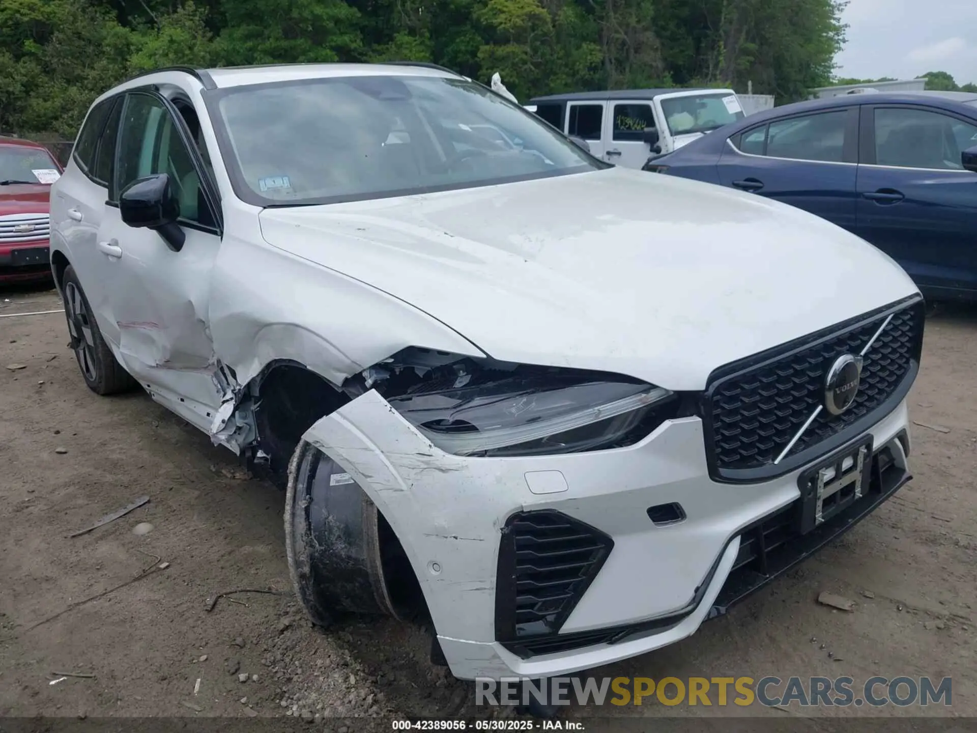 1 Photograph of a damaged car YV4H60DL3R1821975 VOLVO XC60 RECHARGE PLUG-IN HYBRID 2024