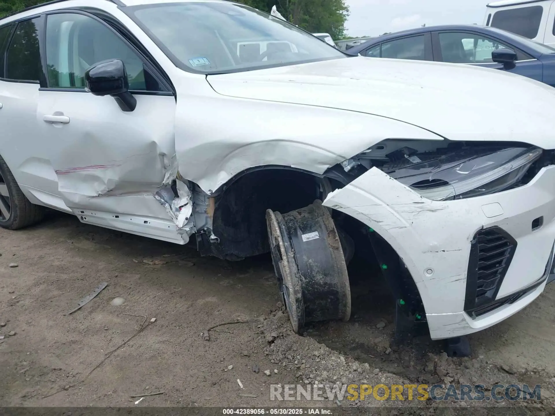 6 Photograph of a damaged car YV4H60DL3R1821975 VOLVO XC60 RECHARGE PLUG-IN HYBRID 2024