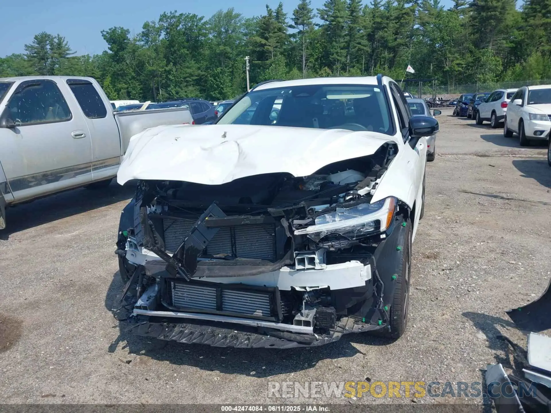 6 Photograph of a damaged car YV4H60DL6R1755096 VOLVO XC60 RECHARGE PLUG-IN HYBRID 2024