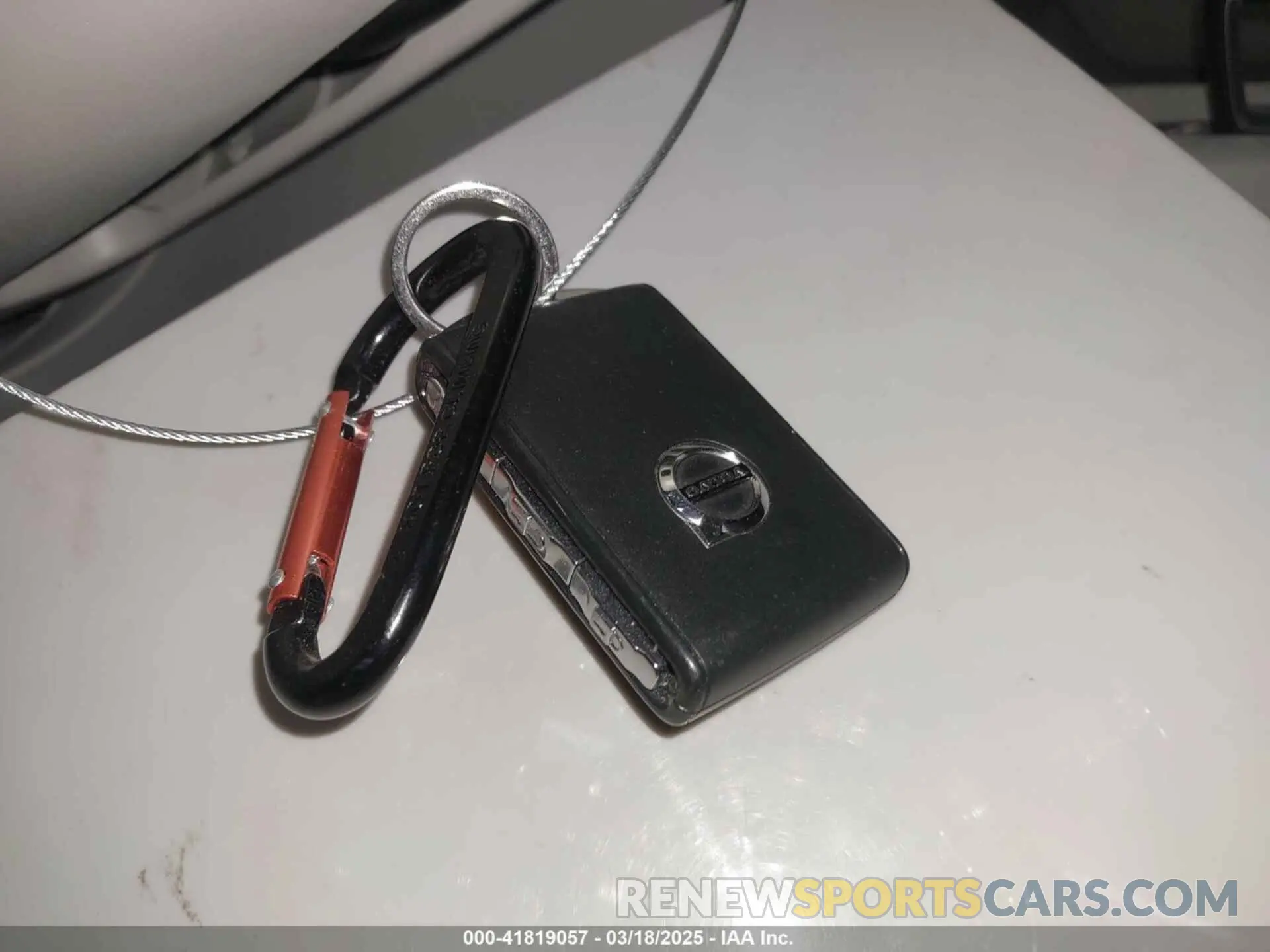 11 Photograph of a damaged car YV4H60DL9R1915780 VOLVO XC60 RECHARGE PLUG-IN HYBRID 2024