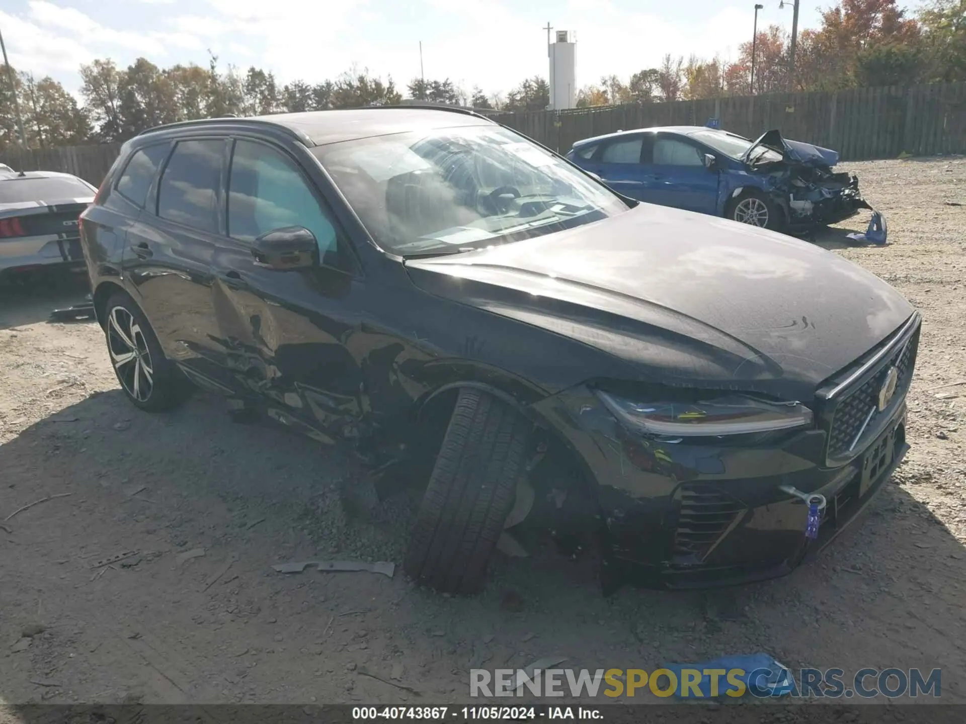 1 Photograph of a damaged car YV4H60DM2R1762068 VOLVO XC60 RECHARGE PLUG-IN HYBRID 2024