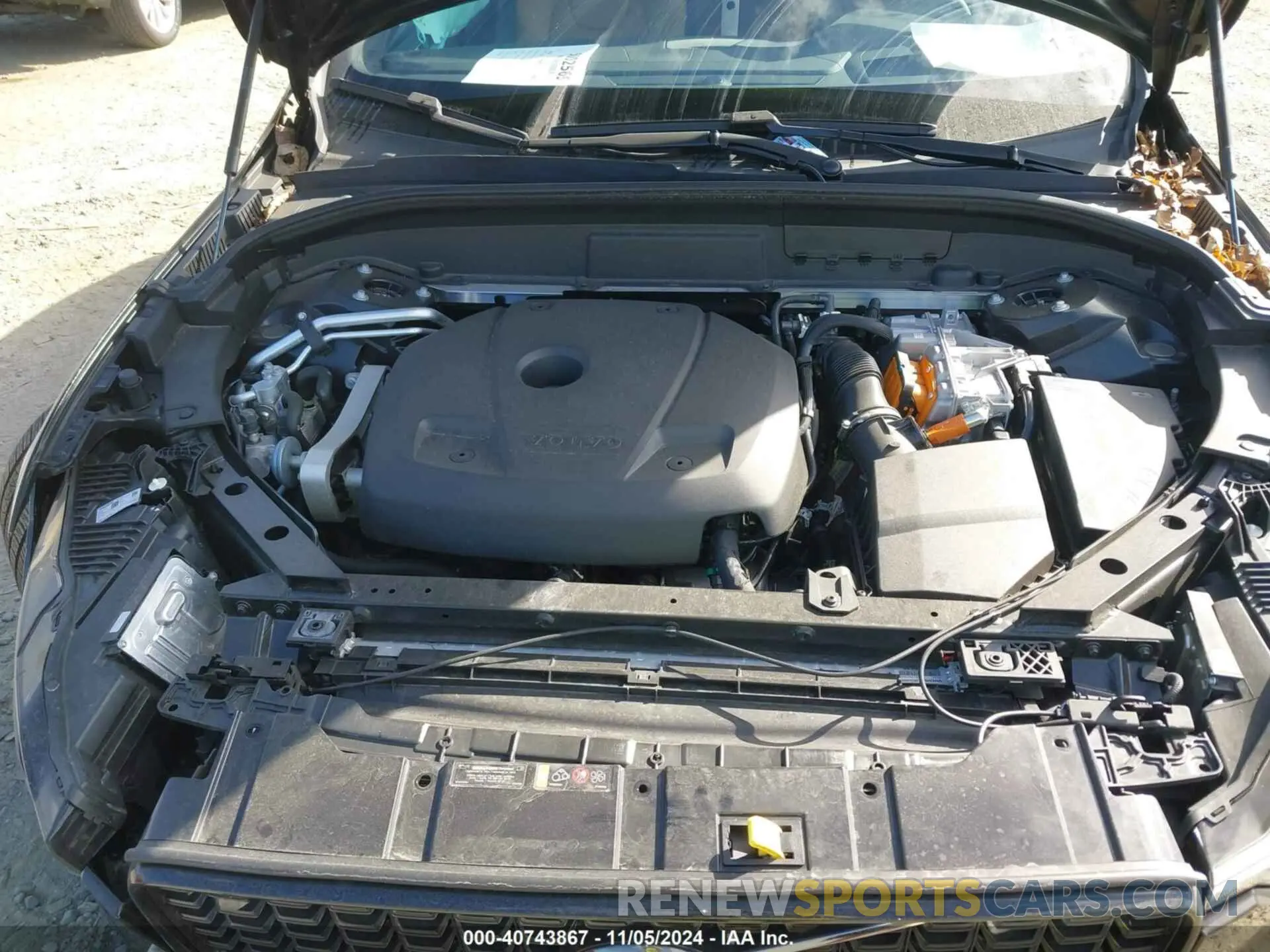 10 Photograph of a damaged car YV4H60DM2R1762068 VOLVO XC60 RECHARGE PLUG-IN HYBRID 2024