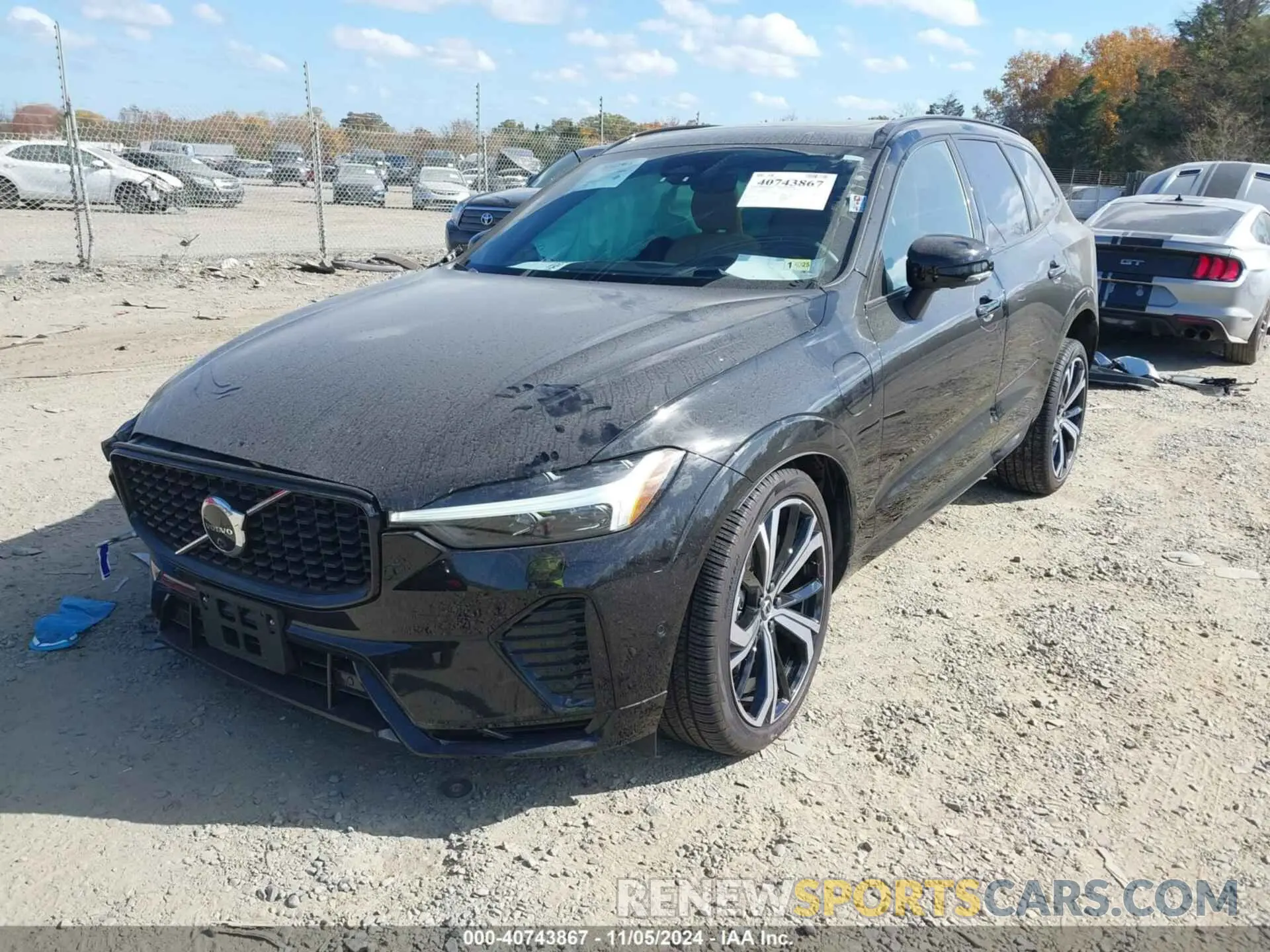 2 Photograph of a damaged car YV4H60DM2R1762068 VOLVO XC60 RECHARGE PLUG-IN HYBRID 2024