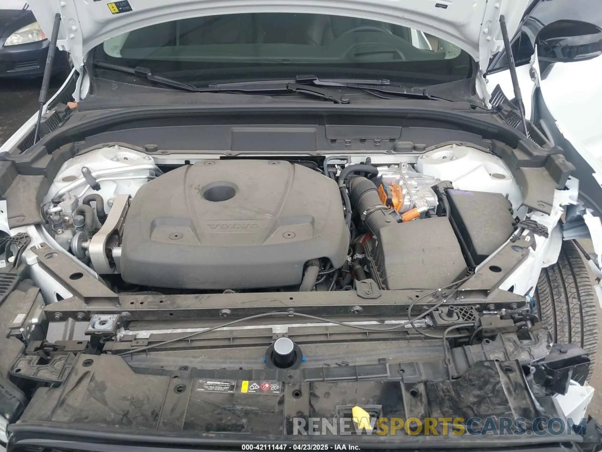 10 Photograph of a damaged car YV4H60DM9R1805451 VOLVO XC60 RECHARGE PLUG-IN HYBRID 2024