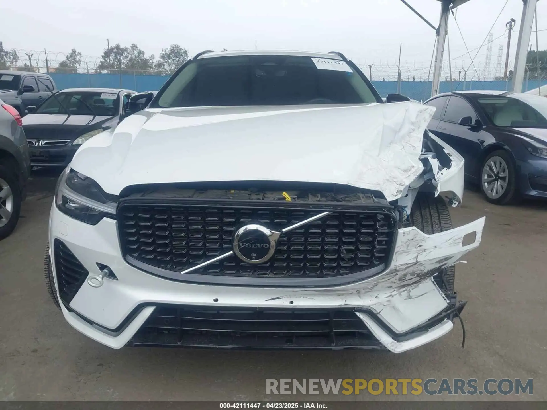 12 Photograph of a damaged car YV4H60DM9R1805451 VOLVO XC60 RECHARGE PLUG-IN HYBRID 2024