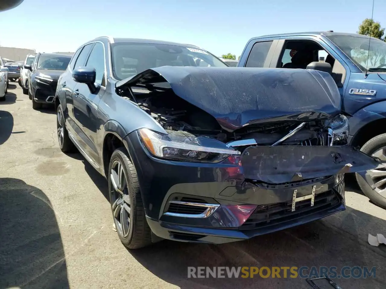 4 Photograph of a damaged car YV4BR0DK5M1841500 VOLVO XC60 T8 RE 2021