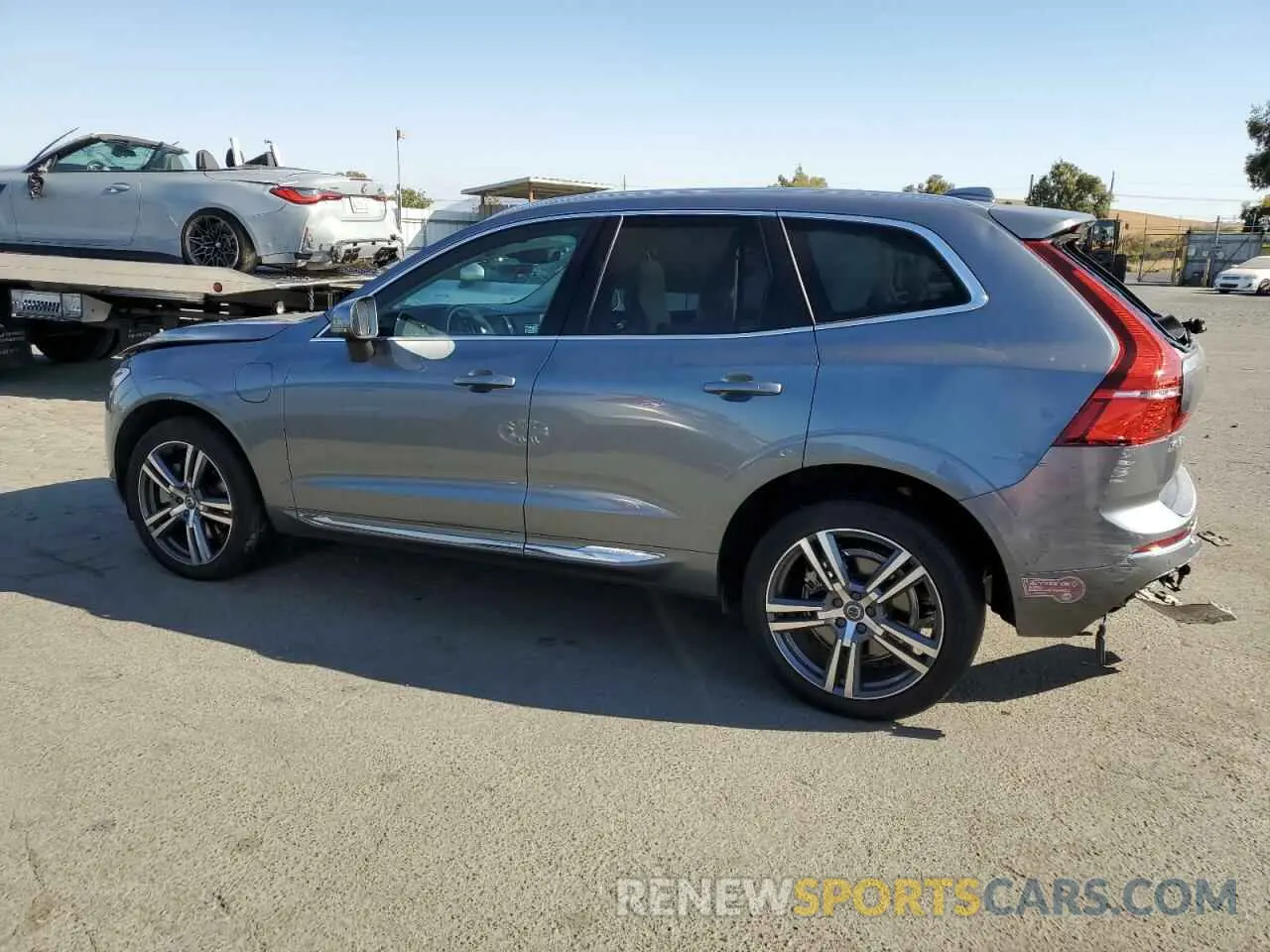 2 Photograph of a damaged car YV4BR0DK7M1811270 VOLVO XC60 T8 RE 2021