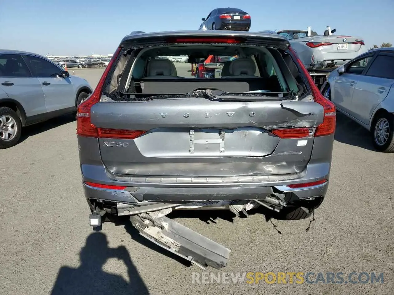 6 Photograph of a damaged car YV4BR0DK7M1811270 VOLVO XC60 T8 RE 2021