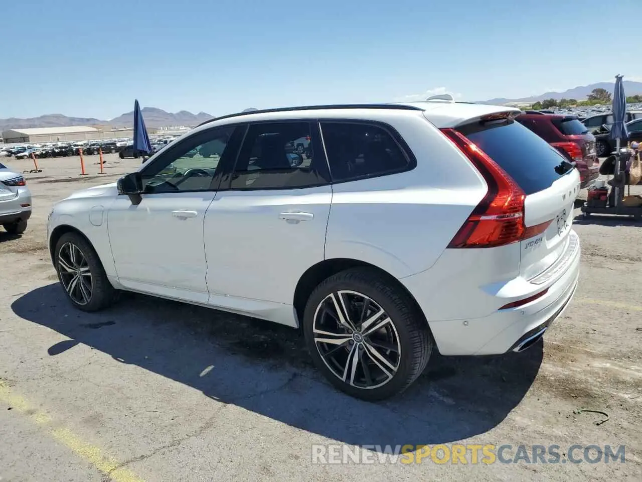 2 Photograph of a damaged car YV4BR0DM1M1698241 VOLVO XC60 T8 RE 2021