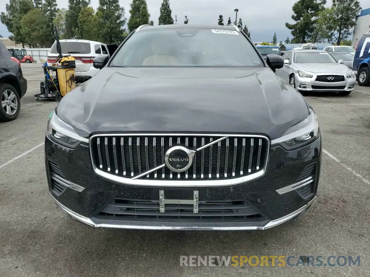 5 Photograph of a damaged car YV4BR0DL4N1995528 VOLVO XC60 T8 RE 2022