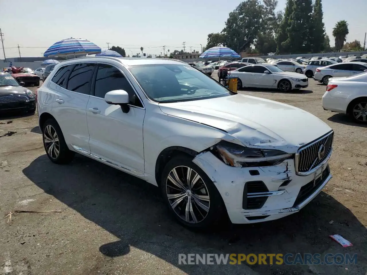 4 Photograph of a damaged car YV4H60DL1N1009973 VOLVO XC60 T8 RE 2022