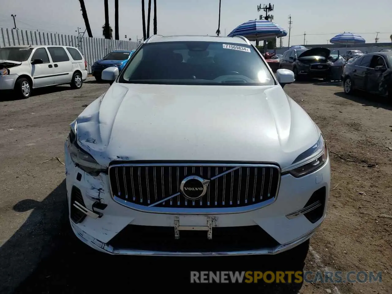 5 Photograph of a damaged car YV4H60DL1N1009973 VOLVO XC60 T8 RE 2022