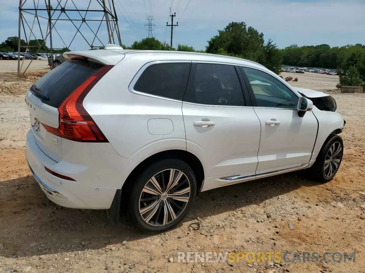 3 Photograph of a damaged car YV4H60DL1N1051110 VOLVO XC60 T8 RE 2022
