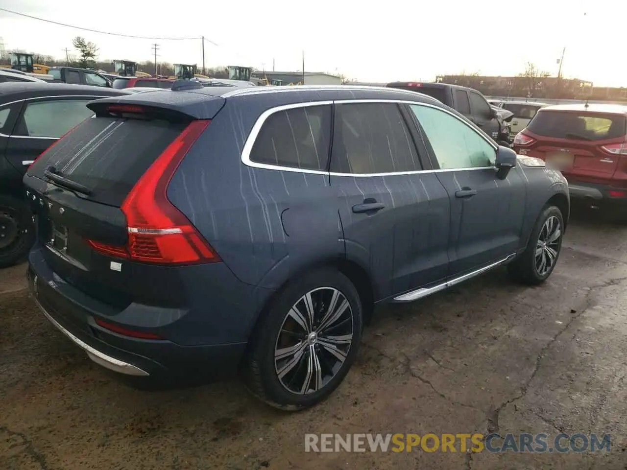 3 Photograph of a damaged car YV4H60DLXN1051168 VOLVO XC60 T8 RE 2022