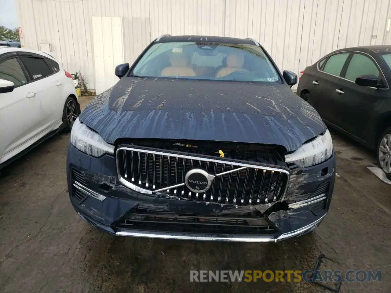 5 Photograph of a damaged car YV4H60DLXN1051168 VOLVO XC60 T8 RE 2022