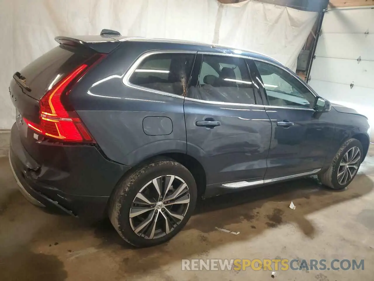 3 Photograph of a damaged car YV4H60DZ1N1045523 VOLVO XC60 T8 RE 2022
