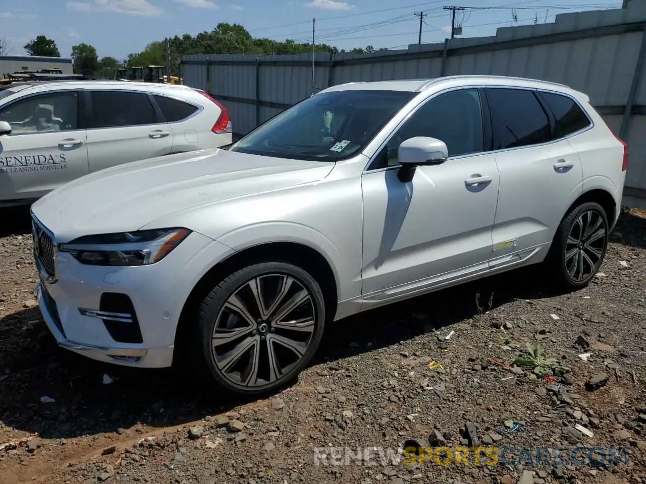 1 Photograph of a damaged car YV4062RA4P1283395 VOLVO XC60 ULTIM 2023