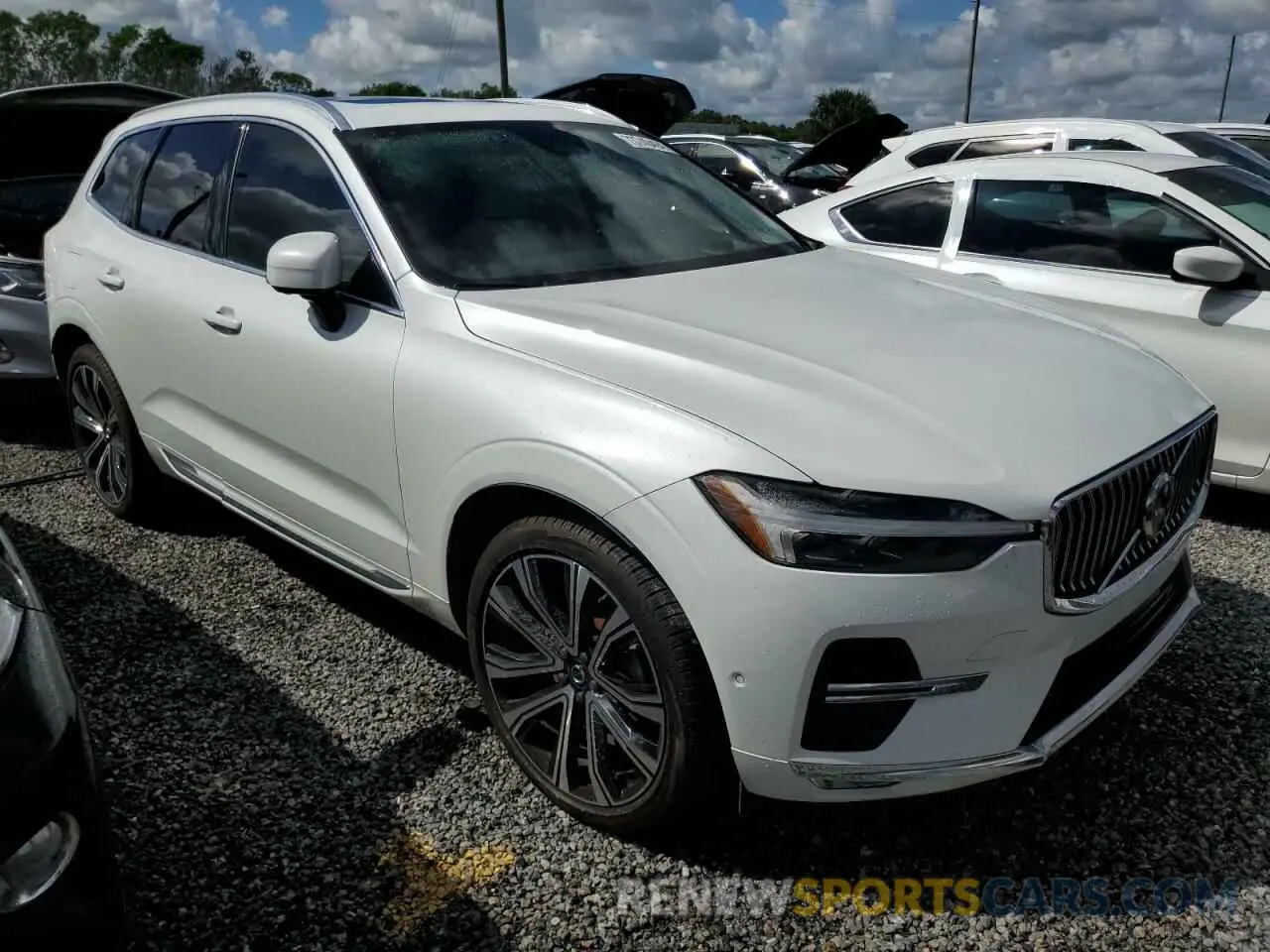 4 Photograph of a damaged car YV4L12DF3P1339678 VOLVO XC60 ULTIM 2023