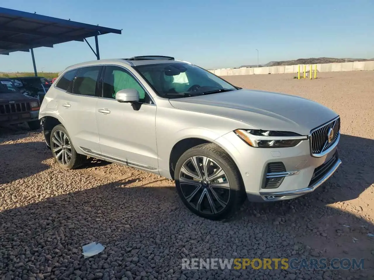 4 Photograph of a damaged car YV4L12RA8P1359471 VOLVO XC60 ULTIM 2023