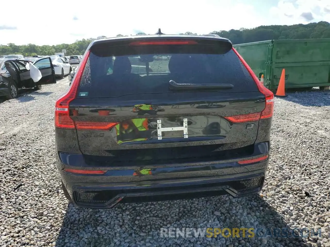 6 Photograph of a damaged car YV4H60DJ0R1847481 VOLVO XC60 ULTIM 2024