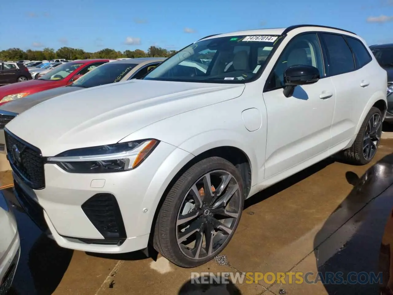 1 Photograph of a damaged car YV4H60DM4R1761844 VOLVO XC60 ULTIM 2024