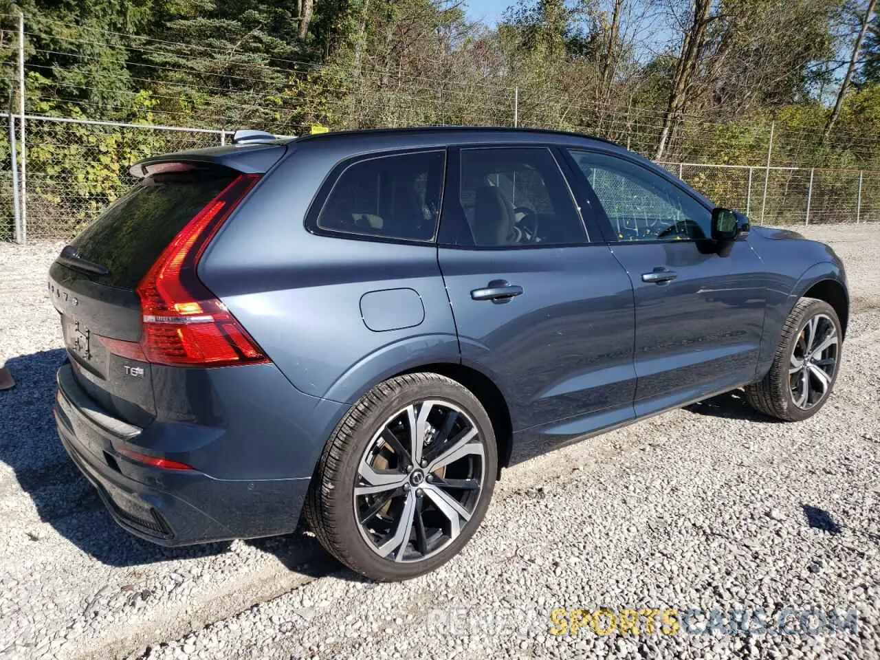 3 Photograph of a damaged car YV4H60RM2S1006318 VOLVO XC60 ULTRA 2025