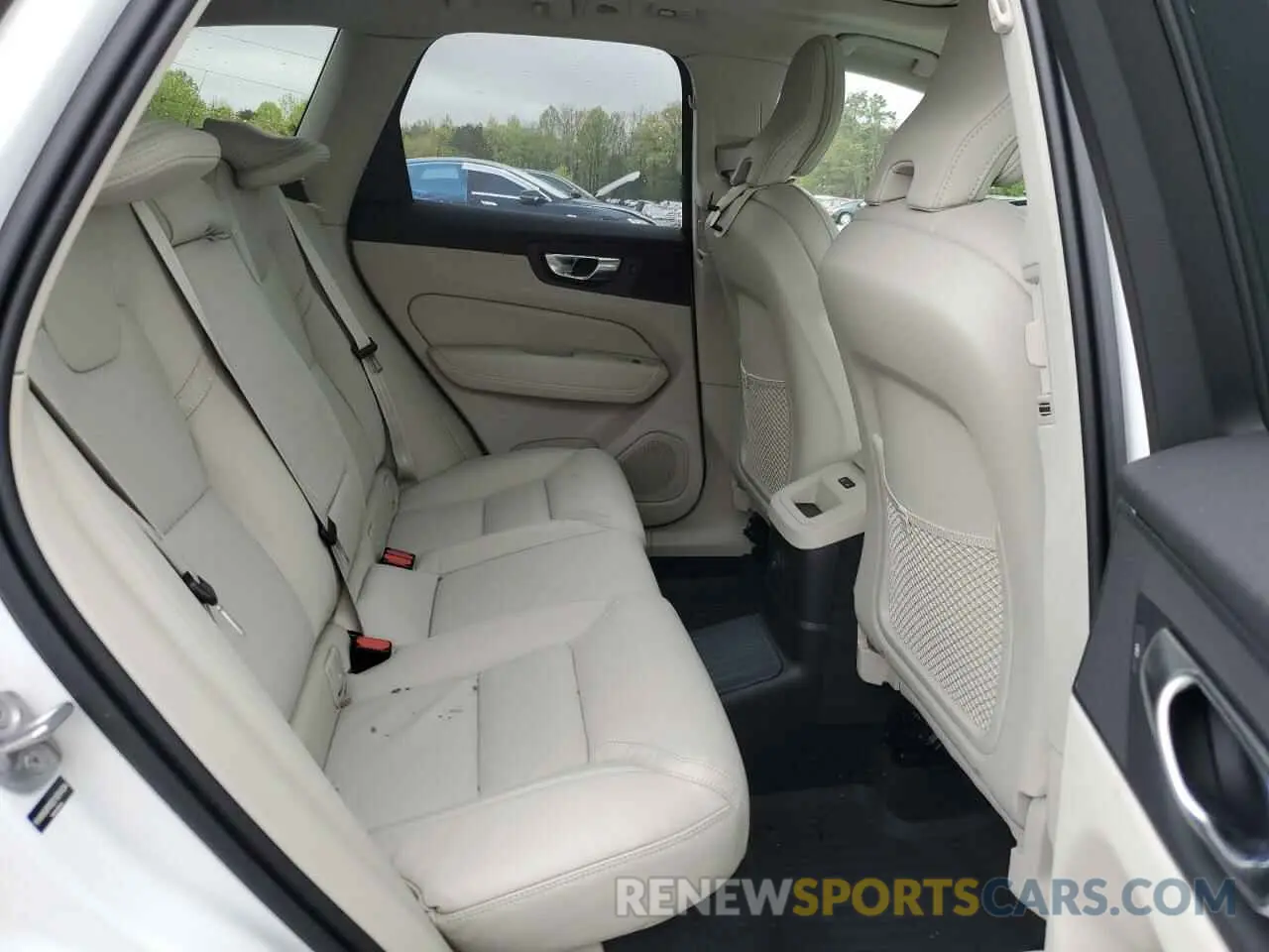 11 Photograph of a damaged car YV4H60RM8S1054504 VOLVO XC60 ULTRA 2025