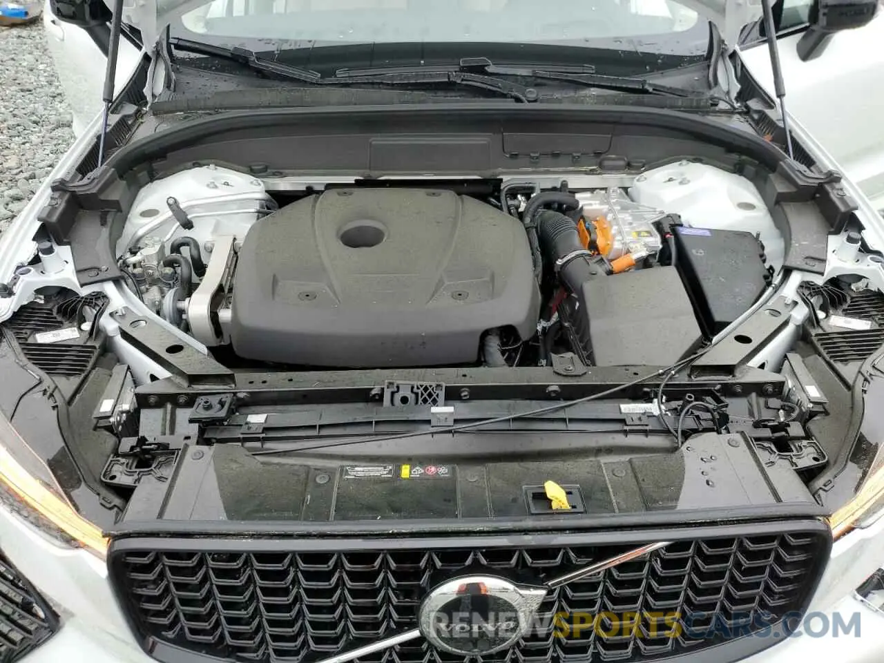 13 Photograph of a damaged car YV4H60RM8S1054504 VOLVO XC60 ULTRA 2025