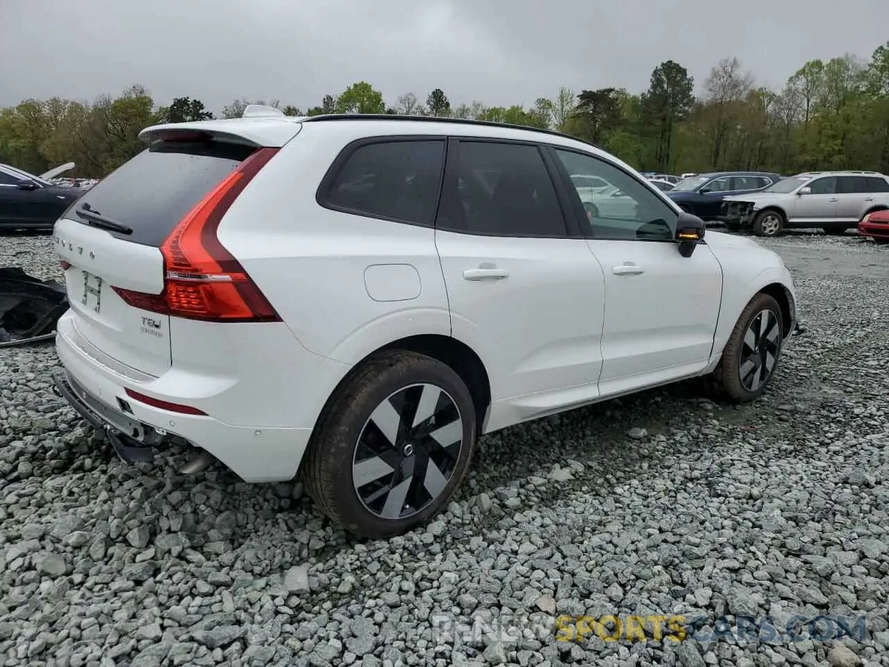 3 Photograph of a damaged car YV4H60RM8S1054504 VOLVO XC60 ULTRA 2025