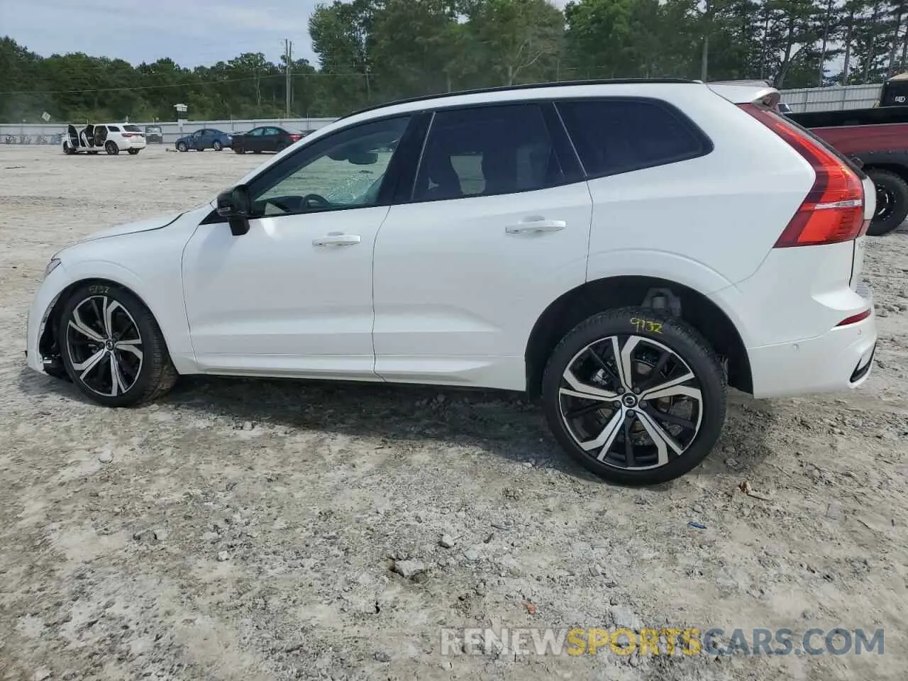 2 Photograph of a damaged car YV4M12RM8S1019115 VOLVO XC60 ULTRA 2025