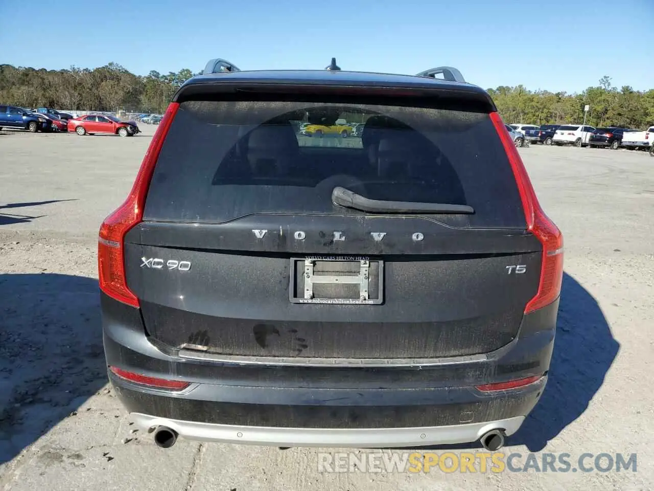 6 Photograph of a damaged car YV4102CK0K1427945 VOLVO XC90 2019