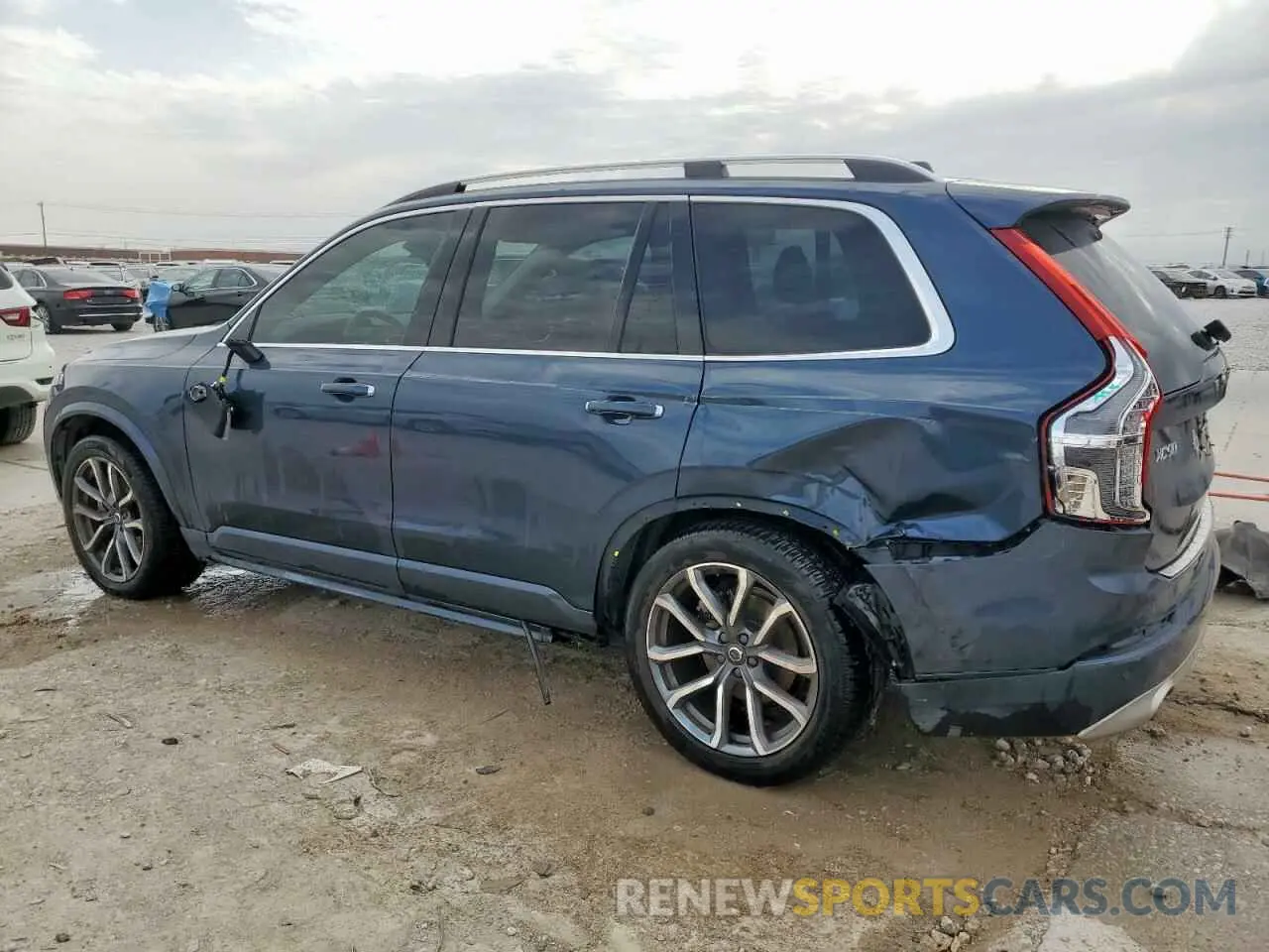 2 Photograph of a damaged car YV4102CK2K1446707 VOLVO XC90 2019
