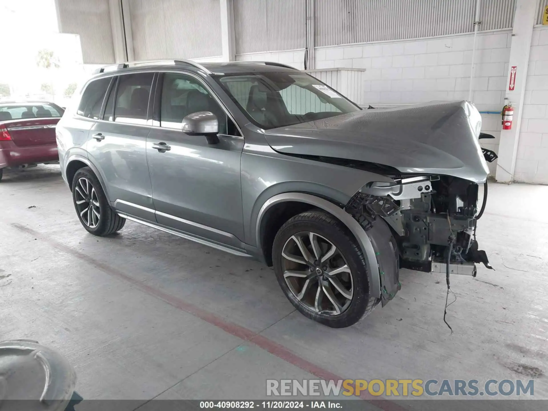 1 Photograph of a damaged car YV4102CK3K1418379 VOLVO XC90 2019