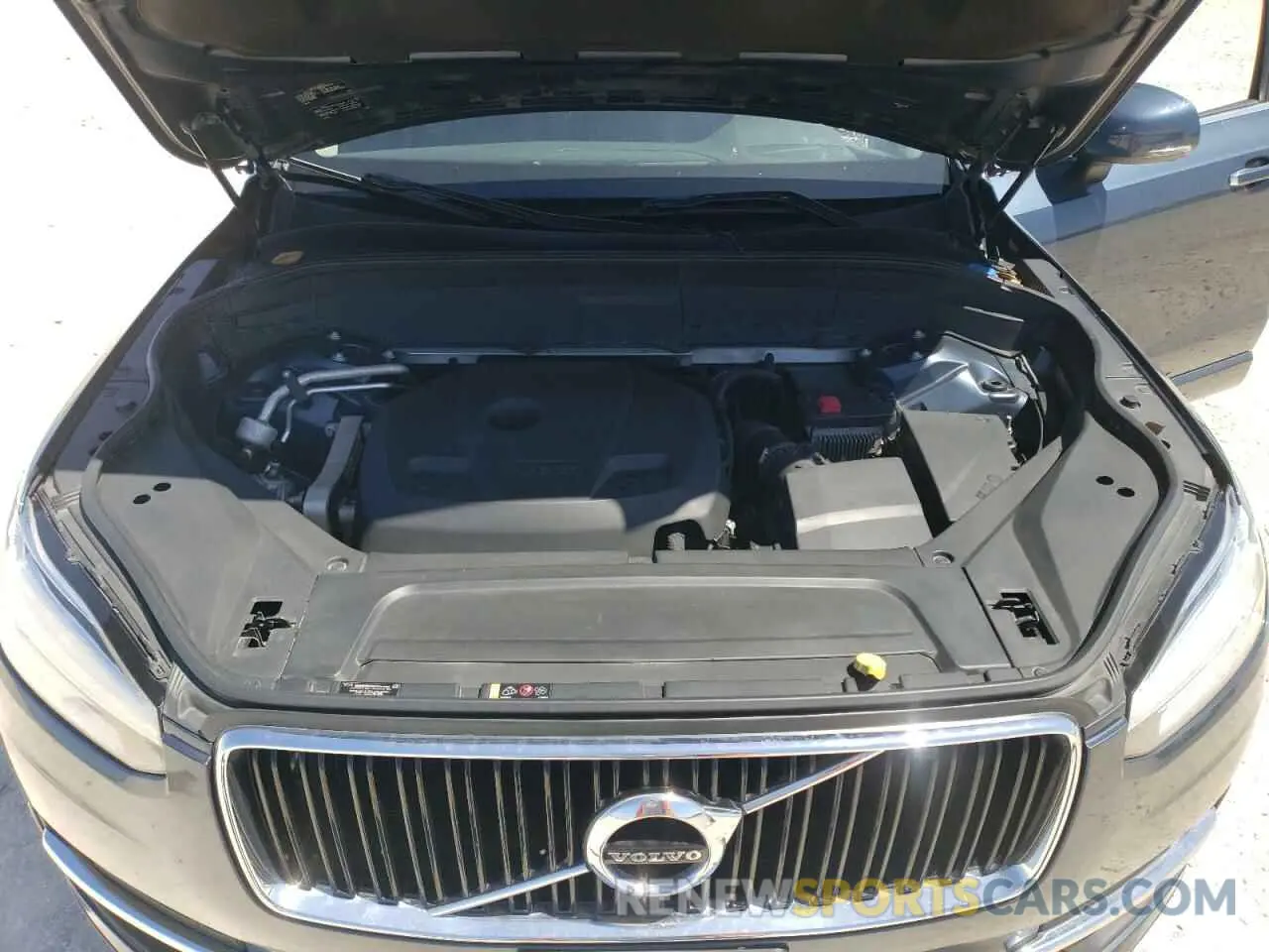 12 Photograph of a damaged car YV4102CK5K1420361 VOLVO XC90 2019