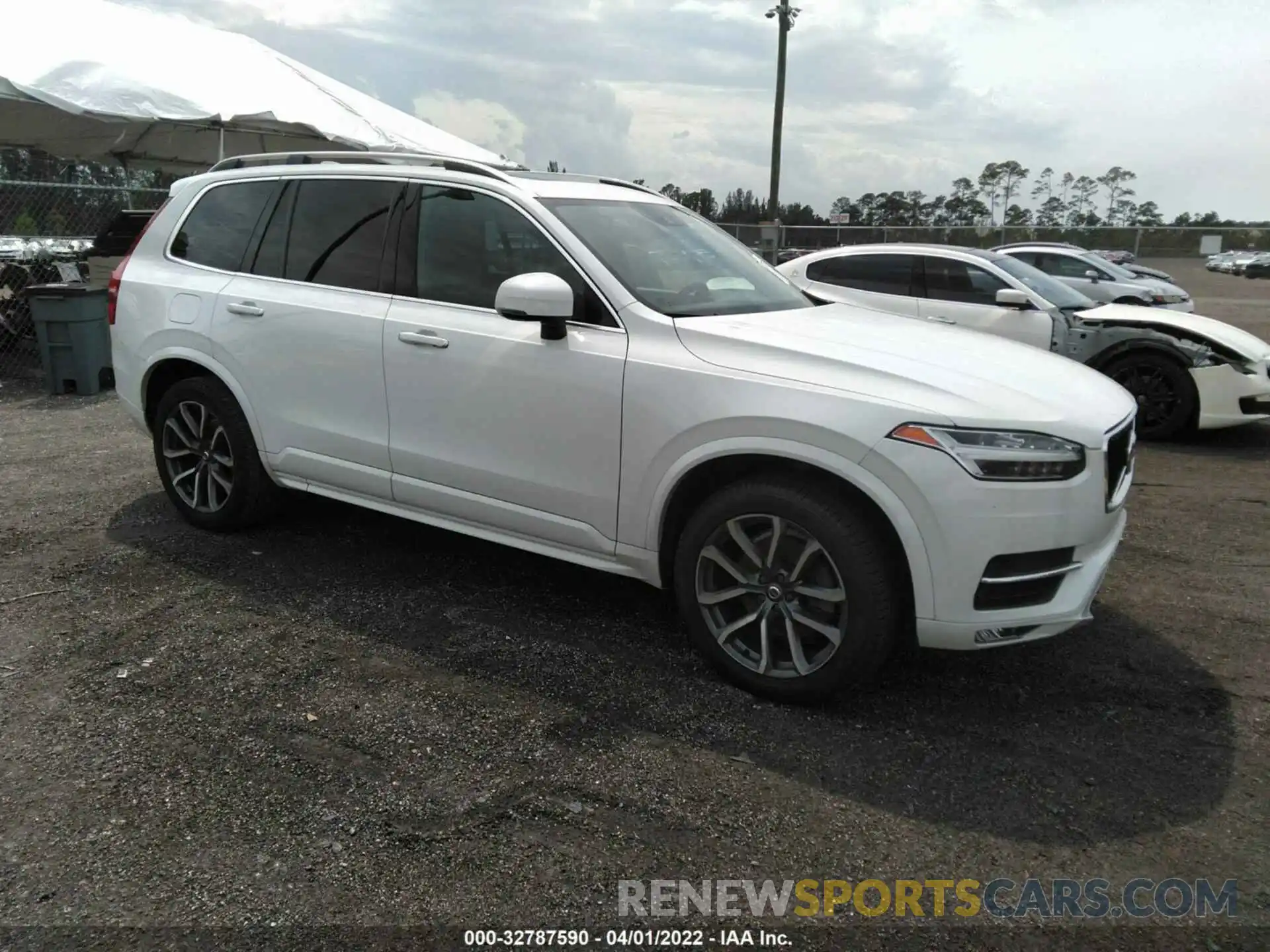 1 Photograph of a damaged car YV4102CK6K1506309 VOLVO XC90 2019