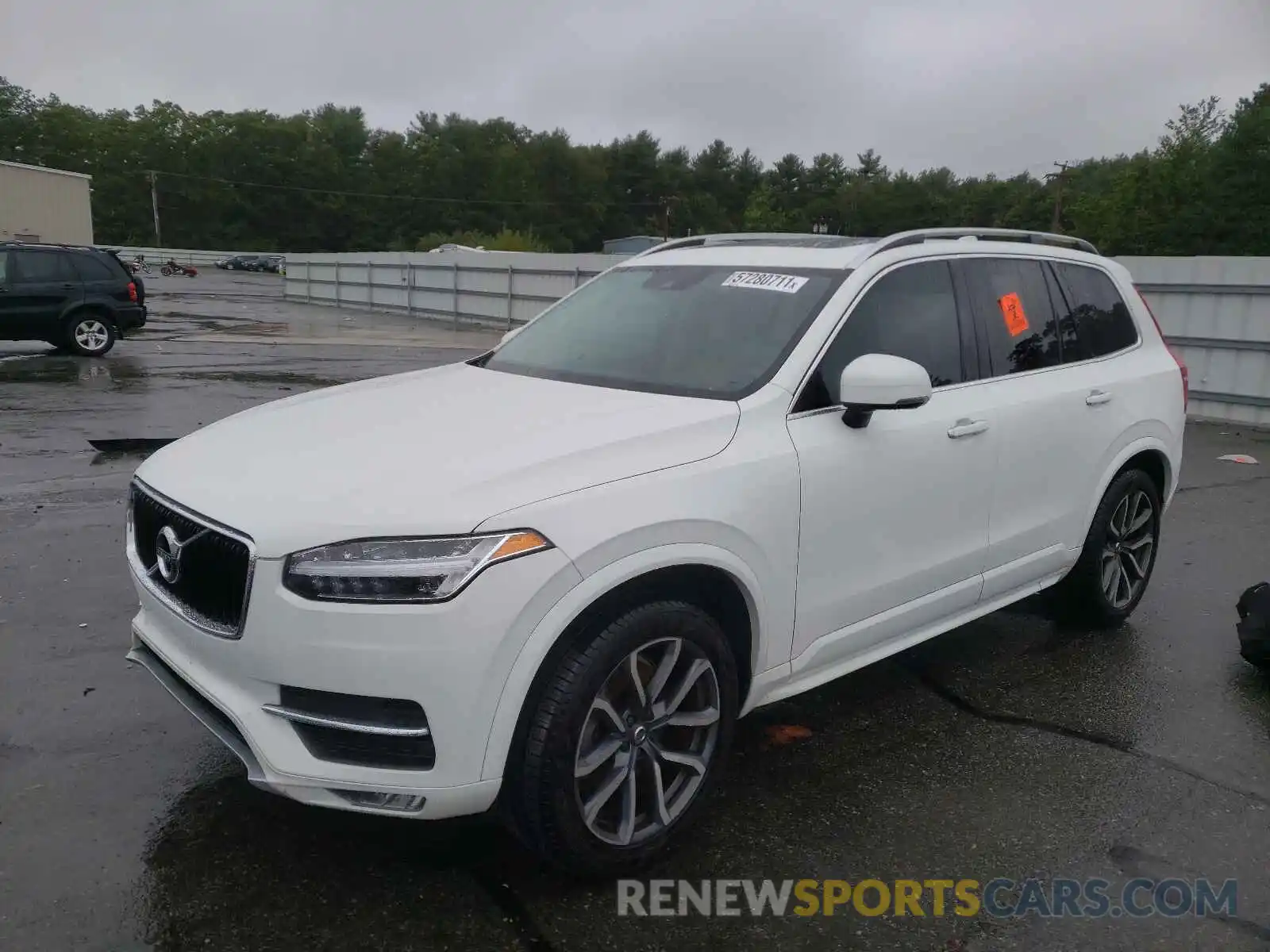 2 Photograph of a damaged car YV4102CK8K1431158 VOLVO XC90 2019