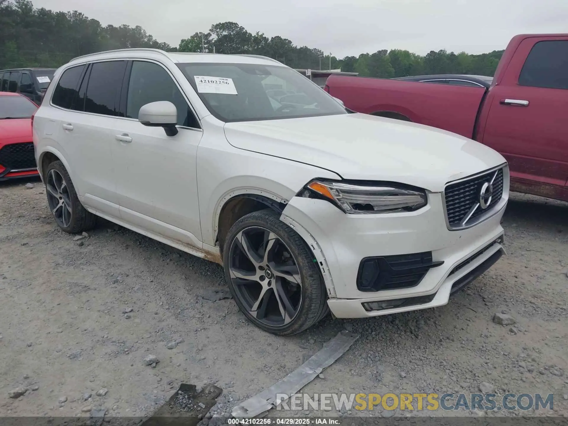 1 Photograph of a damaged car YV4102CM6K1509891 VOLVO XC90 2019